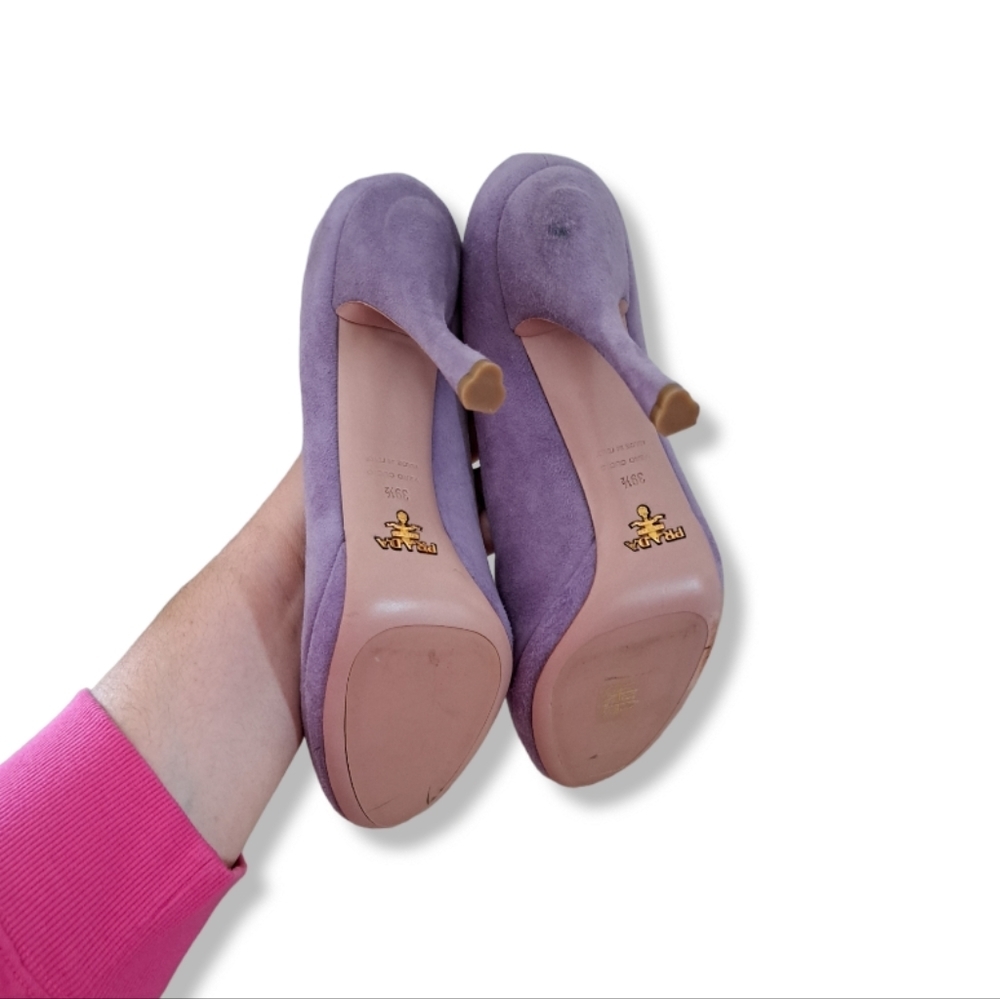 PRADA Leather Scalloped Heels in Lavander - Picture 6 of 13